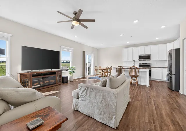 Photo 3 of Single family home for sale at 711 Keystone Wy, Marysville, OH 43040 | MLS# 226031901 | Listing updated on 2026-10-04