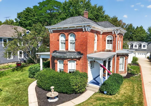 Photo 1 of Single family home for sale at 606 W 5Th St, Marysville, OH 43040 | MLS# 226032663 | Listing updated on 2026-09-11