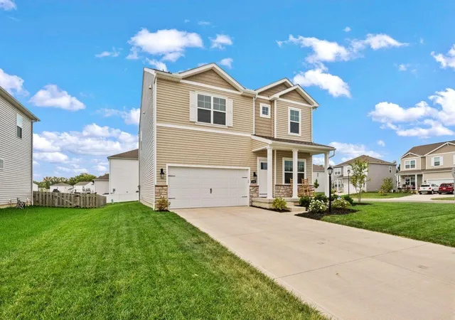 Photo 2 of Single family home for sale at 291 Shady Holw Dr, Commercial Point, OH 43116 | MLS# 226033894 | Listing updated on 2026-09-21