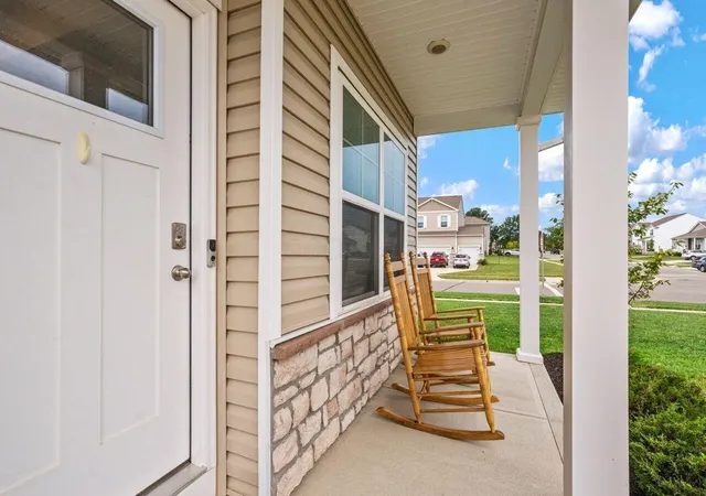 Photo 3 of Single family home for sale at 291 Shady Holw Dr, Commercial Point, OH 43116 | MLS# 226033894 | Listing updated on 2026-09-21