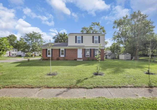 Photo 2 of Single family home for sale at 8543 Blue Lake Ave, Galloway, OH 43119 | MLS# 226034896 | Listing updated on 2026-09-28