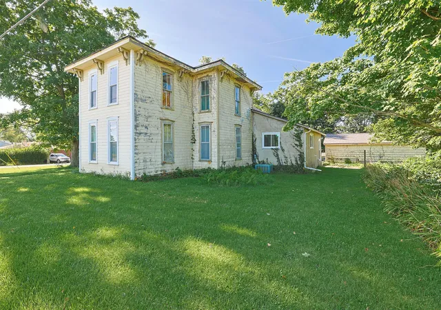 Photo 2 of Single family home for sale at 8021 Troy Rd, New Carlisle, OH 45344 | MLS# 226032103 | Listing updated on 2026-09-02