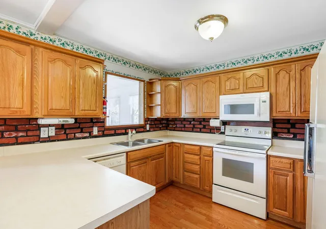 Photo 3 of Single family home for sale at 6298 Fallsburg Rd Ne, Newark, OH 43055 | MLS# 226032231 | Listing updated on 2026-10-02