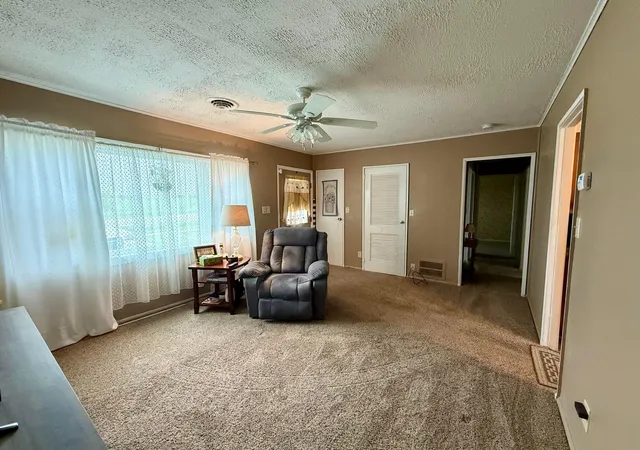 Photo 4 of Single family home for sale at 1427 E Southern Ave, Bucyrus, OH 44820 | MLS# 226032198 | Listing updated on 2026-10-05