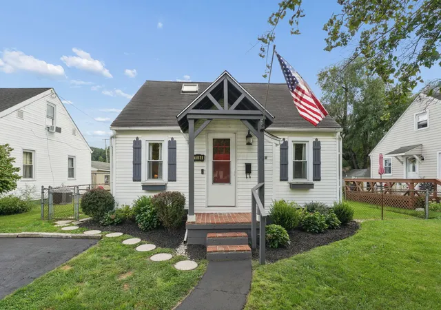 Photo 2 of Single family home for sale at 1084 Sugar Grove Rd Se, Lancaster, OH 43130 | MLS# 226032206 | Listing updated on 2026-09-28