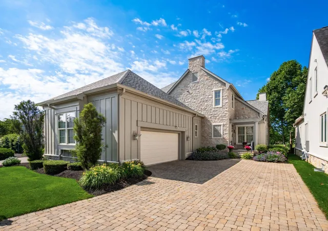 Photo 2 of Condo for sale at 5721 Liscarroll Pl, Dublin, OH 43016 | MLS# 226033134 | Listing updated on 2026-09-09