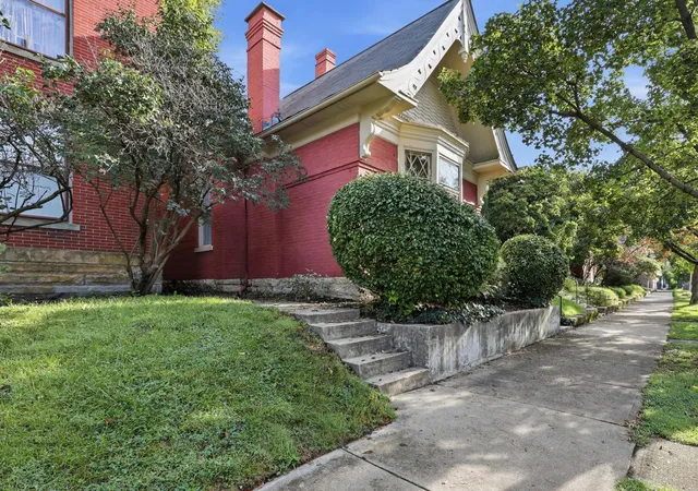 Photo 4 of Condo for sale at 74 W 1st Avenue, Columbus, OH 43201 | MLS# 226033243 | Listing updated on 2026-10-21