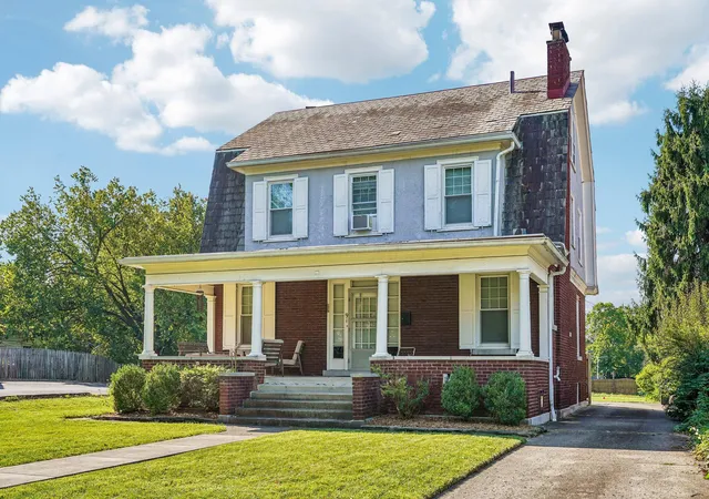 Photo 3 of Single family home for sale at 91 Oakland Park Ave, Columbus, OH 43214 | MLS# 226034553 | Listing updated on 2026-09-18