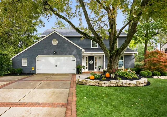 Photo 1 of Single family home for sale at 4630 Burbank Dr, Columbus, OH 43220 | MLS# 226034432 | Listing updated on 2026-09-27
