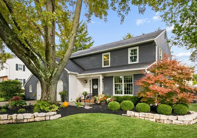 Photo 2 of Single family home for sale at 4630 Burbank Dr, Columbus, OH 43220 | MLS# 226034432 | Listing updated on 2026-09-27