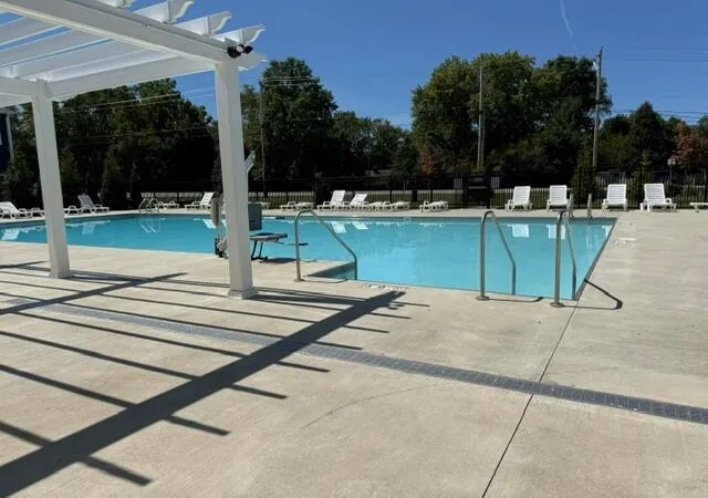 Listing Photo 2 - Condo for sale in building located at 6382 Ripken St, Columbus, OH 43228