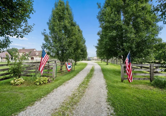 Photo 3 of Single family home for sale at 201 S State Route 605, Sunbury, OH 43074 | MLS# 226033763 | Listing updated on 2026-09-25