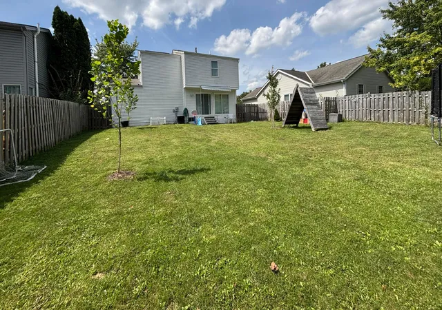 Photo 2 of Single family home for sale at 3084 Hillrose Dr, Hilliard, OH 43026 | MLS# 226032902 | Listing updated on 2026-09-14