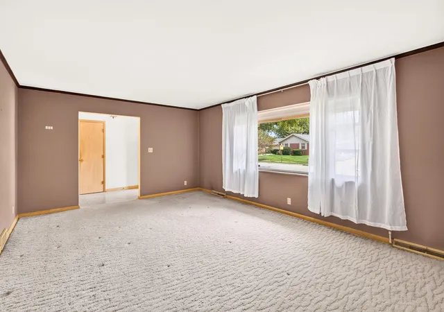 Photo 3 of Single family home for sale at 1541 S Roosevelt Ave, Columbus, OH 43209 | MLS# 226032407 | Listing updated on 2026-10-06