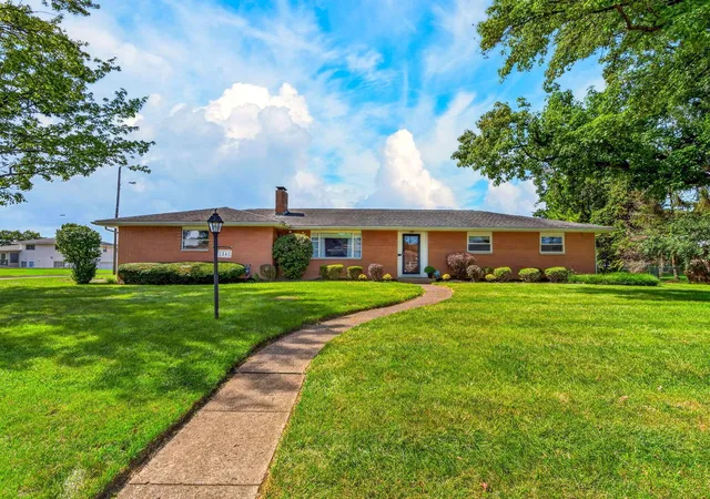 Single family home for sale at 1541 S Roosevelt Ave, Columbus, OH 43209 | MLS# 226032407