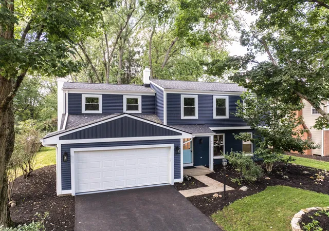Photo 3 of Single family home for sale at 6815 Bowerman St W, Worthington, OH 43085 | MLS# 226032669 | Listing updated on 2026-10-12