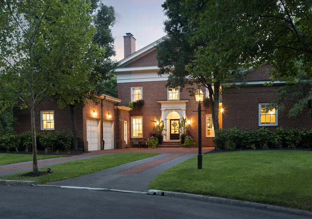 Photo 3 of Mansion for sale at 7320 Ealy Ct, New Albany, OH 43054 | MLS# 226033102 | Listing updated on 2026-09-22