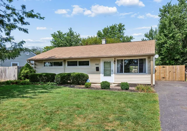 Photo 3 of Single family home for sale at 1062 Strimple Ave, Columbus, OH 43229 | MLS# 226033694 | Listing updated on 2026-09-16