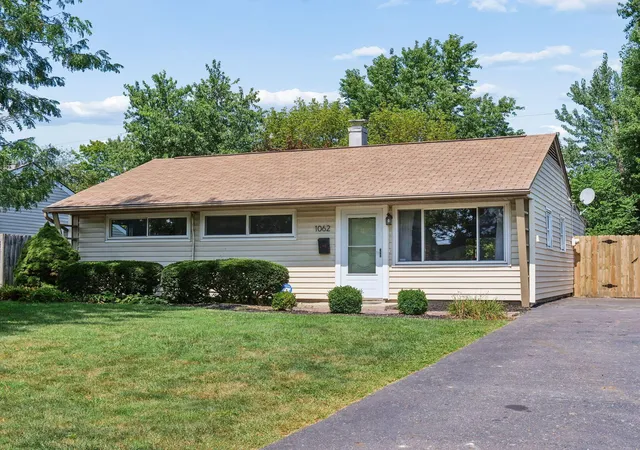 Photo 3 of Single family home for sale at 1062 Strimple Ave, Columbus, OH 43229 | MLS# 226033694 | Listing updated on 2026-09-16