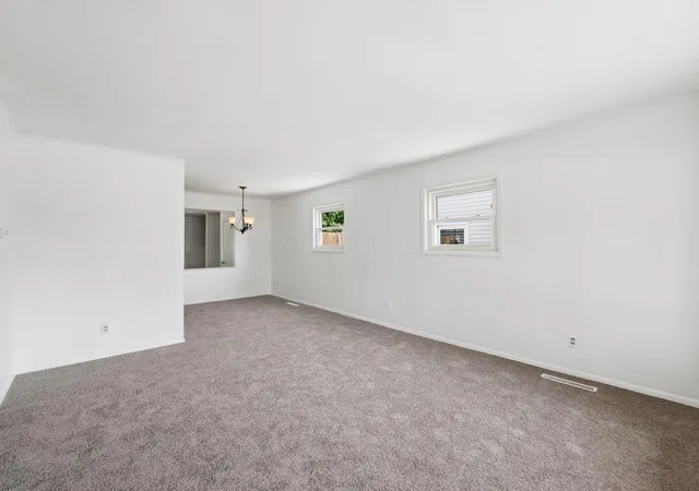Photo 4 of Single family home for sale at 1062 Strimple Ave, Columbus, OH 43229 | MLS# 226033694 | Listing updated on 2026-09-16