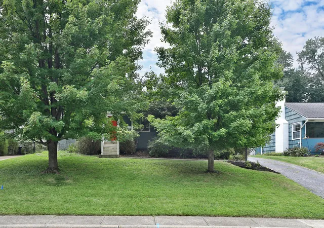 Photo 2 of Single family home for sale at 309 Park Blvd, Worthington, OH 43085 | MLS# 226033729 | Listing updated on 2026-09-12