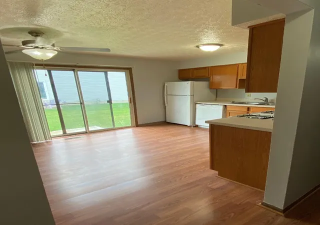 Listing Photo 5 - Condo for sale in building located at 552 Boulder Dr, Delaware, OH 43015