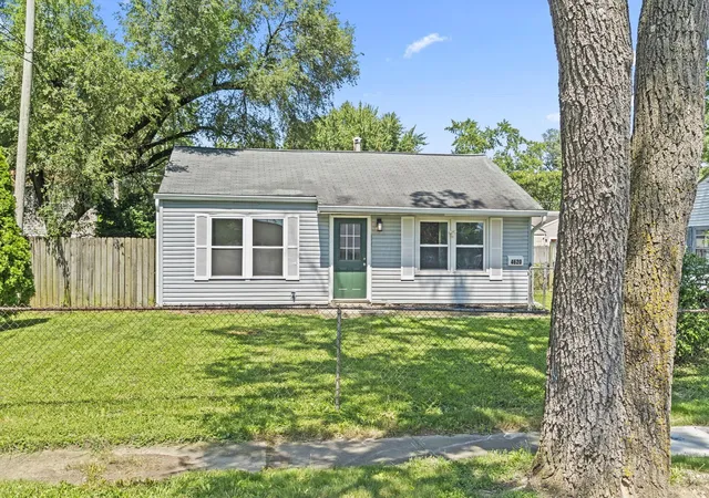 Photo 1 of Single family home for sale at 4620 Morris Ave, Columbus, OH 43213 | MLS# 226036640 | Listing updated on 2026-09-25