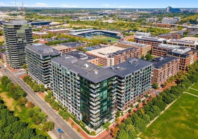 Photo 2 of Condo for sale at 225 John H Mcconnell Blvd #609, Columbus, OH 43215 | MLS# 226032680 | Listing updated on 2026-09-14