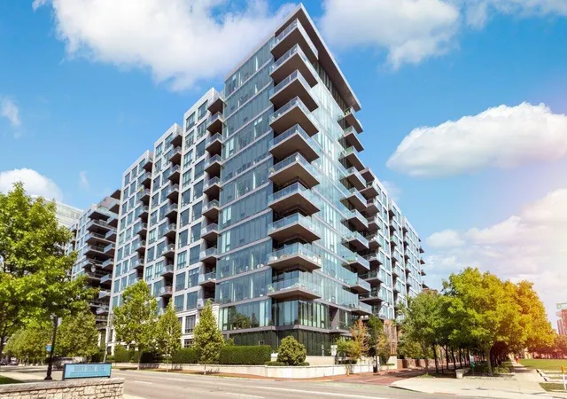 Photo 3 of Condo for sale at 225 John H Mcconnell Blvd #609, Columbus, OH 43215 | MLS# 226032680 | Listing updated on 2026-09-14