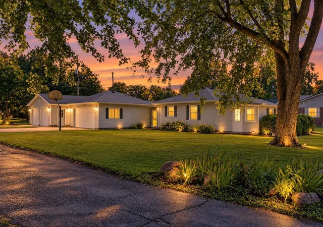 Photo 2 of Single family home for sale at 218 N High St, Mount Victory, OH 43340 | MLS# 226034037 | Listing updated on 2026-10-05