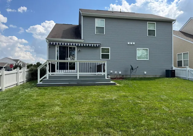 Photo 4 of Single family home for sale at 247 Cloverhill Dr, Galloway, OH 43119 | MLS# 226033140 | Listing updated on 2026-09-01