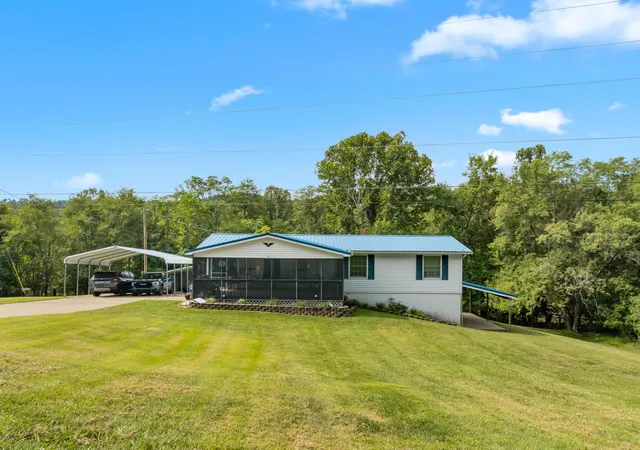 Photo 2 of Single family home for sale at 1903 Raccoon Rd, Gallipolis, OH 45631 | MLS# 226034017 | Listing updated on 2026-10-12