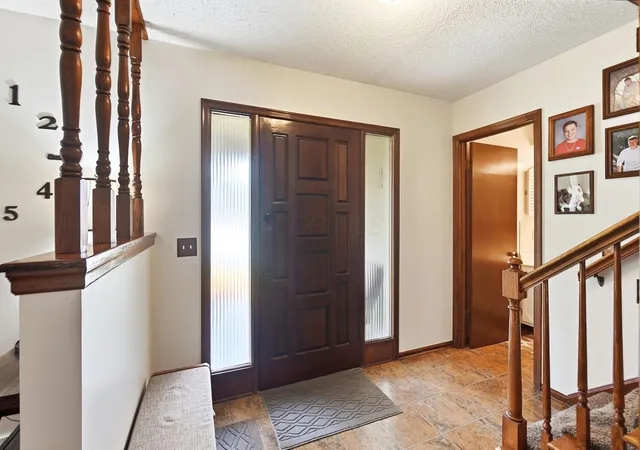 Photo 3 of Single family home for sale at 5163 Doral Ave, Columbus, OH 43213 | MLS# 226034452 | Listing updated on 2026-09-10