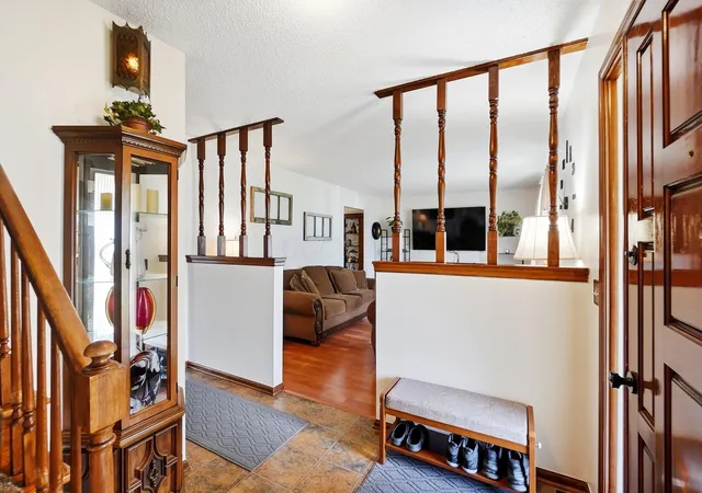 Photo 4 of Single family home for sale at 5163 Doral Ave, Columbus, OH 43213 | MLS# 226034452 | Listing updated on 2026-09-10