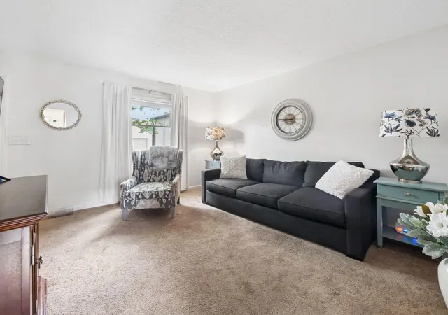 Photo 3 of Condo for sale at 626 Alta View Ct #55, Worthington, OH 43085 | MLS# 226033399 | Listing updated on 2026-09-10