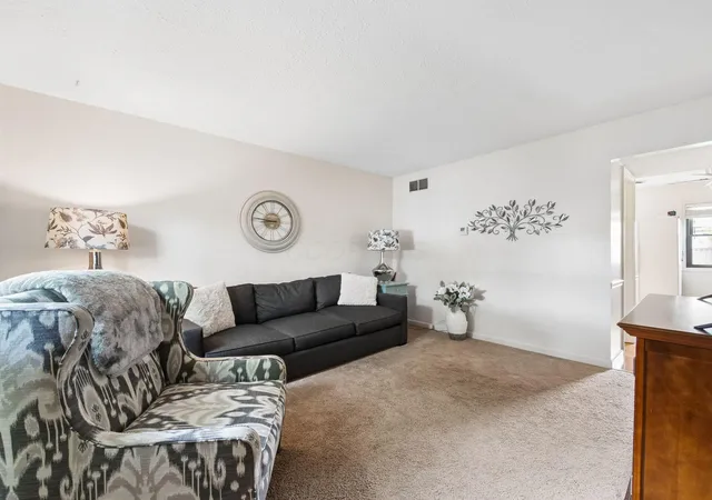 Photo 4 of Condo for sale at 626 Alta View Ct #55, Worthington, OH 43085 | MLS# 226033399 | Listing updated on 2026-09-10