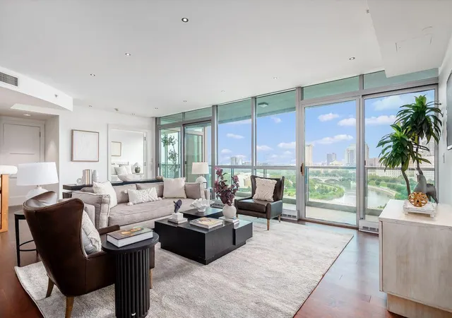 Photo 2 of Condo for sale at 1 Miranova Pl #1620, Columbus, OH 43215 | MLS# 226033438 | Listing updated on 2026-09-09