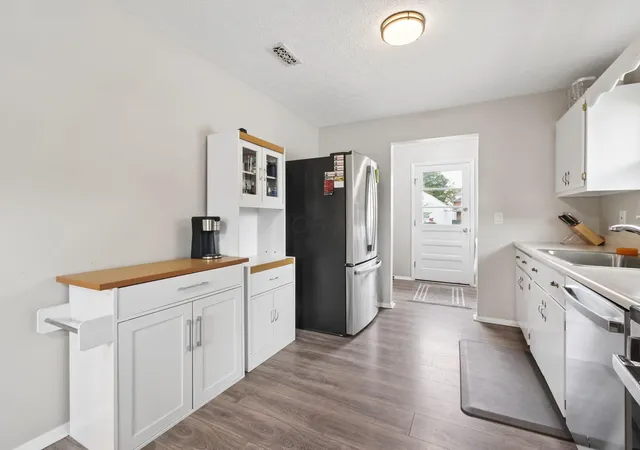 Photo 3 of Single family home for sale at 1853 Marlboro Ave, Obetz, OH 43207 | MLS# 226036120 | Listing updated on 2026-09-27