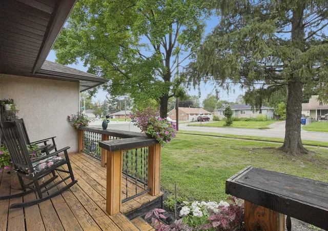 Photo 2 of Single family home for sale at 1636 Courtright Rd, Columbus, OH 43227 | MLS# 226034376 | Listing updated on 2026-09-21