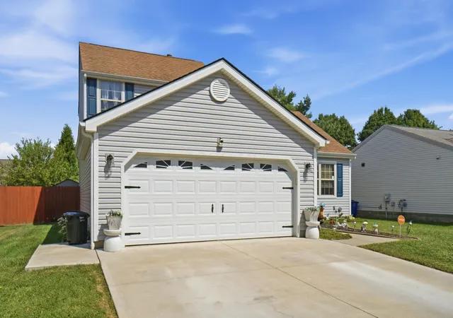Single family home for sale at 1478 Halfhill Wy, Columbus, OH 43207 | MLS# 226032927