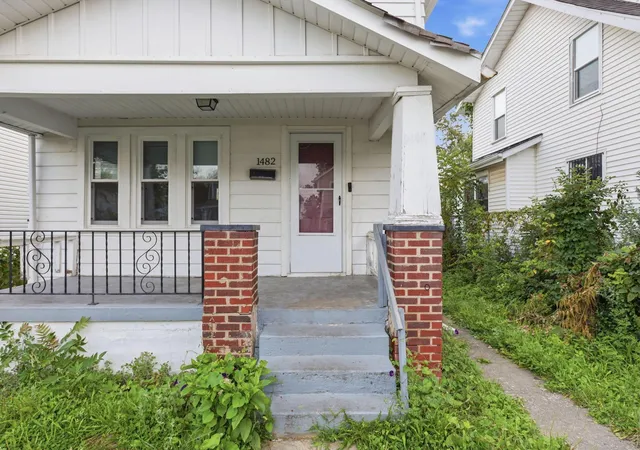 Photo 3 of Single family home for sale at 1482 E 26th Avenue, Columbus, OH 43211 | MLS# 226033135 | Listing updated on 2026-10-26