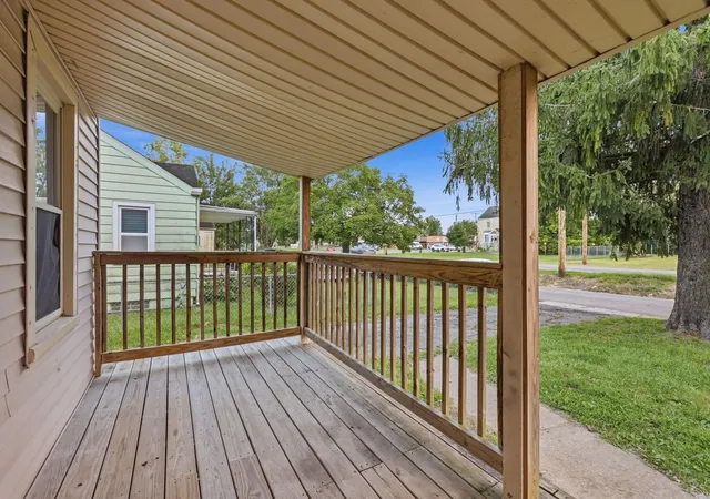 Photo 3 of Single family home for sale at 1888 Woodland Ave, Columbus, OH 43219 | MLS# 226034475 | Listing updated on 2026-09-10
