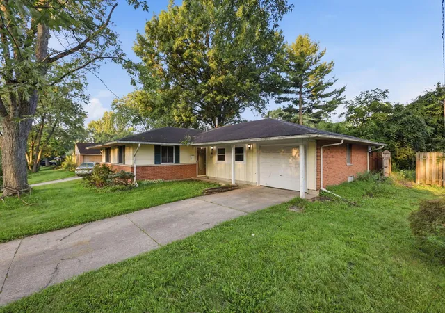 Photo 3 of Single family home for sale at 5849 Montevideo Rd, Westerville, OH 43081 | MLS# 226033136 | Listing updated on 2026-09-02