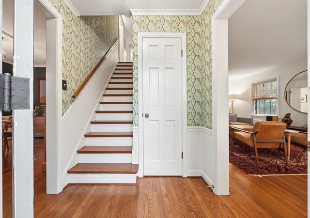 Photo 4 of Single family home for sale at 256 N Remington Rd, Columbus, OH 43209 | MLS# 226034068 | Listing updated on 2026-09-11