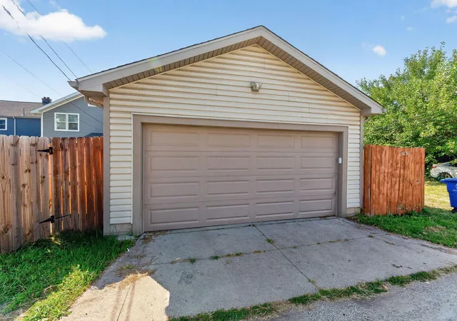 Photo 37 of Single family home for sale at 1286 N 5th Street, Columbus, OH 43201 | MLS# 226033716 | Listing updated on 2026-09-14