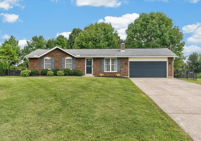 Photo 1 of Single family home for sale at 2600 Karok Dr, London, OH 43140 | MLS# 226033380 | Listing updated on 2026-09-23