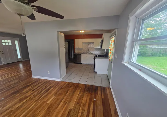 Photo 4 of Sale Pending at 1367 Aven Dr, Columbus, OH 43227 | MLS# 226033198 | Listing updated on 2026-09-07