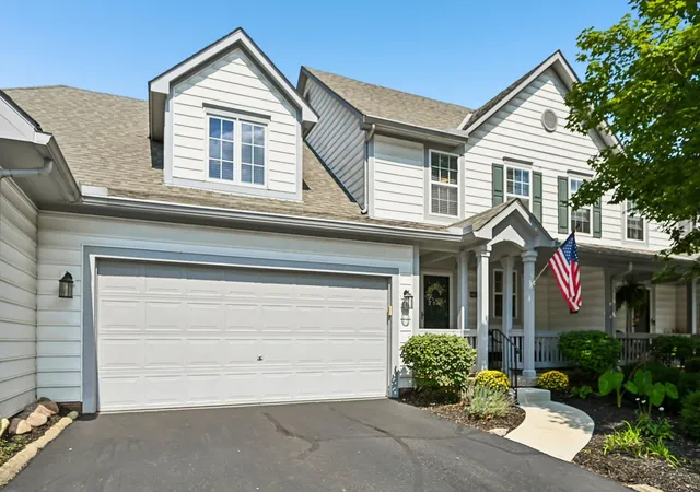 Photo 2 of Condo for sale at 6423 Upper Lake Cir, Westerville, OH 43082 | MLS# 226034778 | Listing updated on 2026-10-06