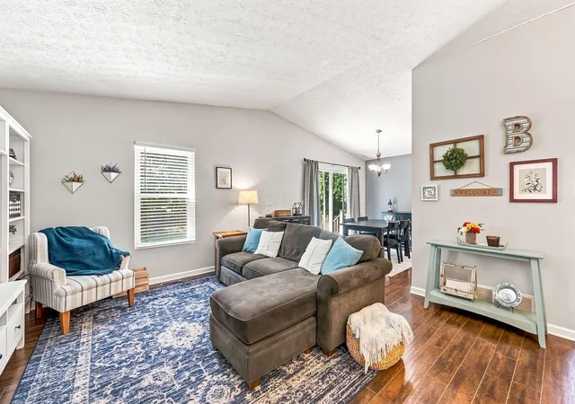 Photo 3 of Single family home for sale at 8819 Greenburg Dr, Powell, OH 43065 | MLS# 226033101 | Listing updated on 2026-09-29