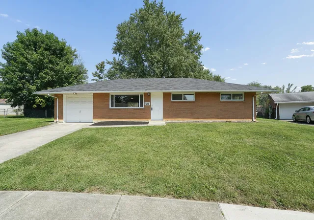 Photo 2 of Single family home for sale at 1475 Goss Pl, Reynoldsburg, OH 43068 | MLS# 226034755 | Listing updated on 2026-09-11